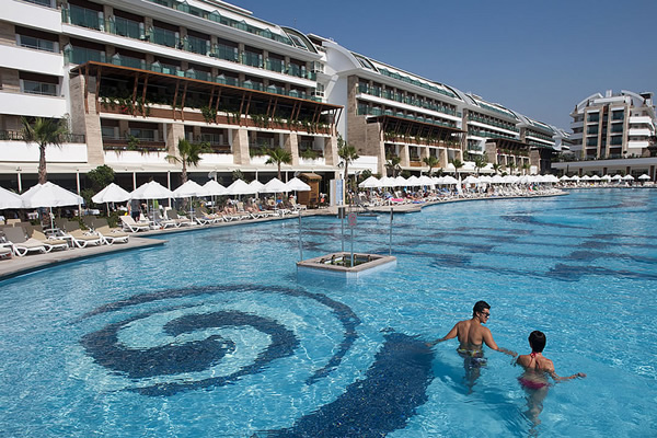 Crystal WaterWorld